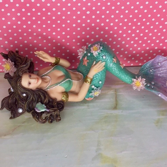 Colorful Resin Whimsical Mermaid Decorative Figurine - Picture 6 of 8